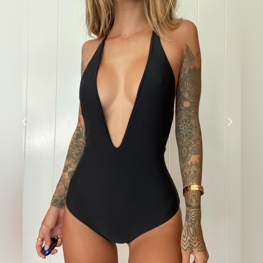 Final Price Mikoh Black Vneck One Piece Nwot Size Xs